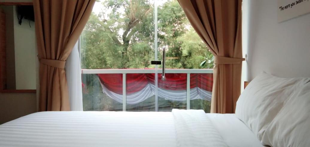 An Hotel Satrio Kuningan Jakarta Exteriör bild
